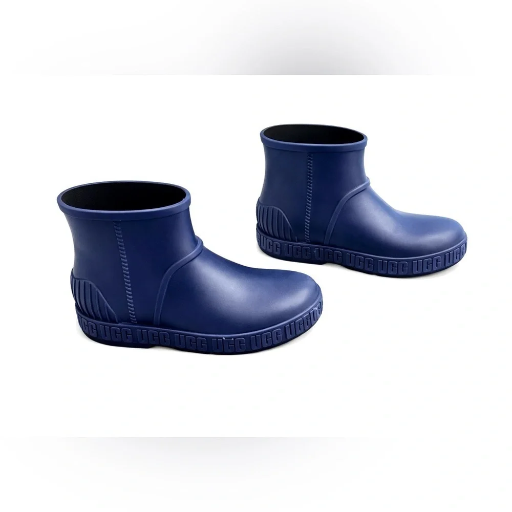 UGG excellent size